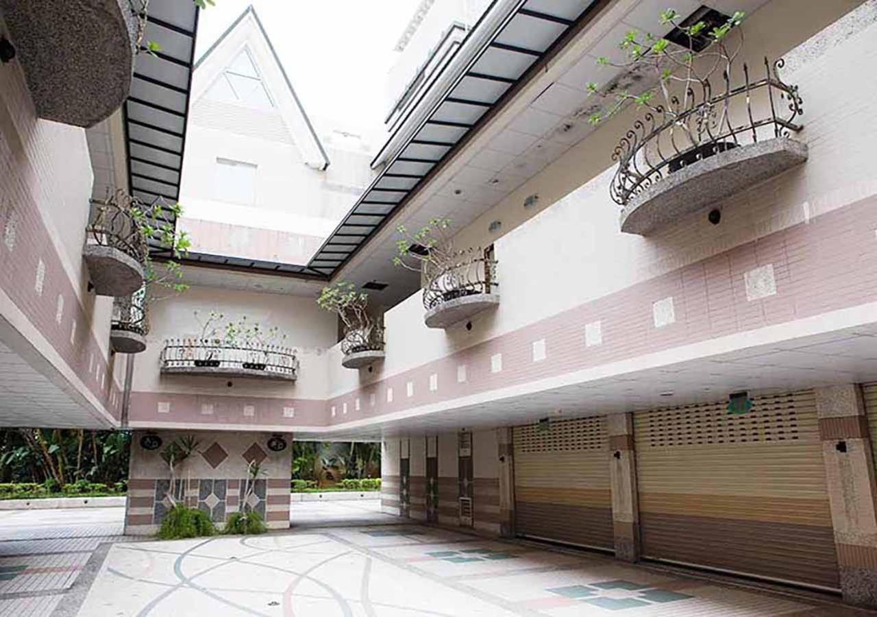 Royal Group Motel Chien Kuo Branch Kaohsiung Exterior foto